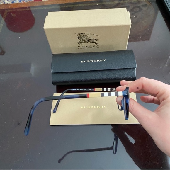 Burberry frames - Picture 3 of 5